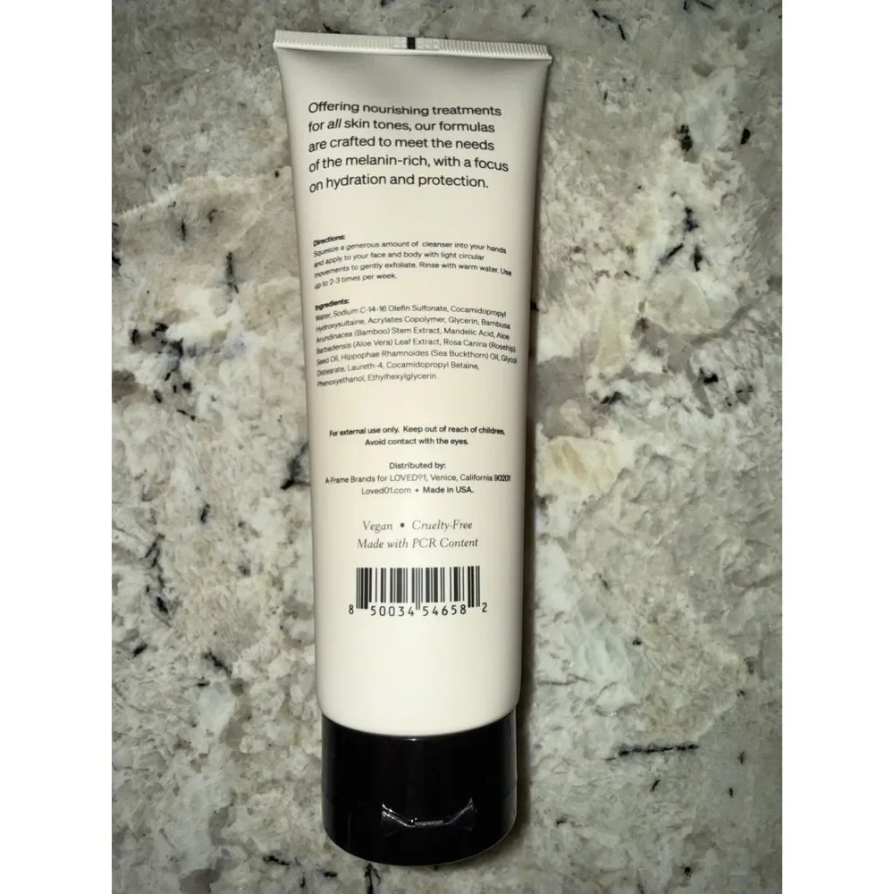 Loved01 Face & Body Exfoliating Cleanser, 6 oz
